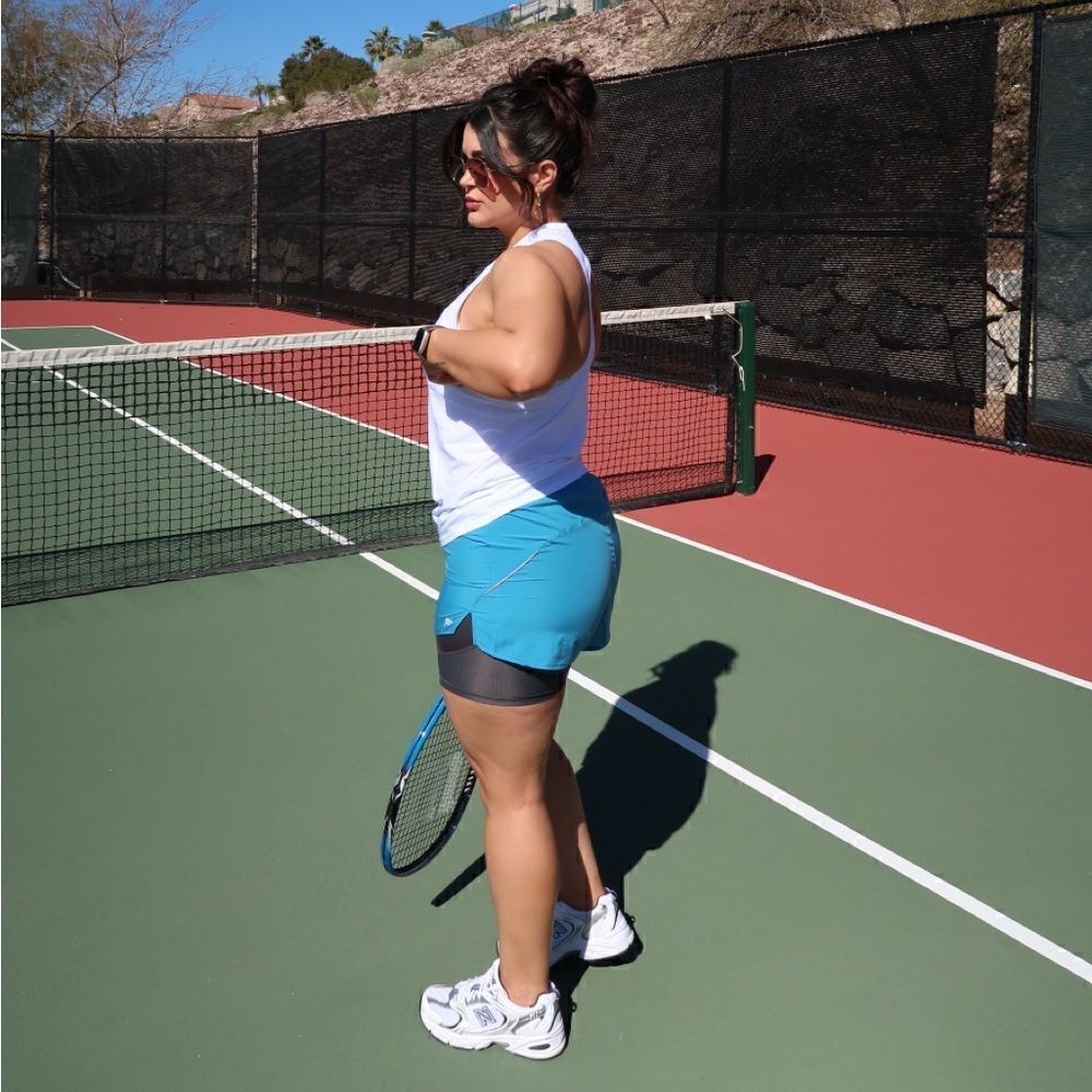 Fabletics Athletic Set - Picture 2 of 6